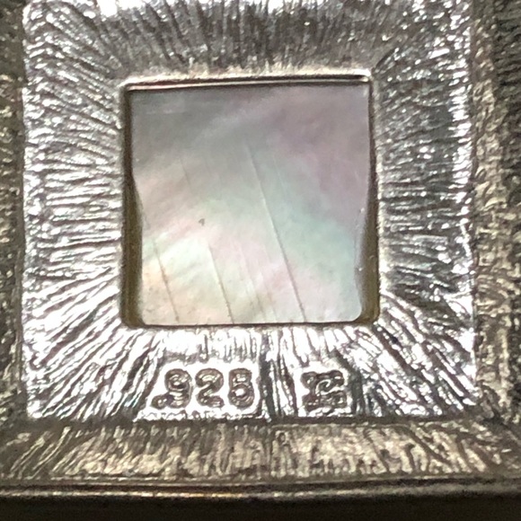 Sterling silver and mother of pearl pendant - Picture 2 of 8